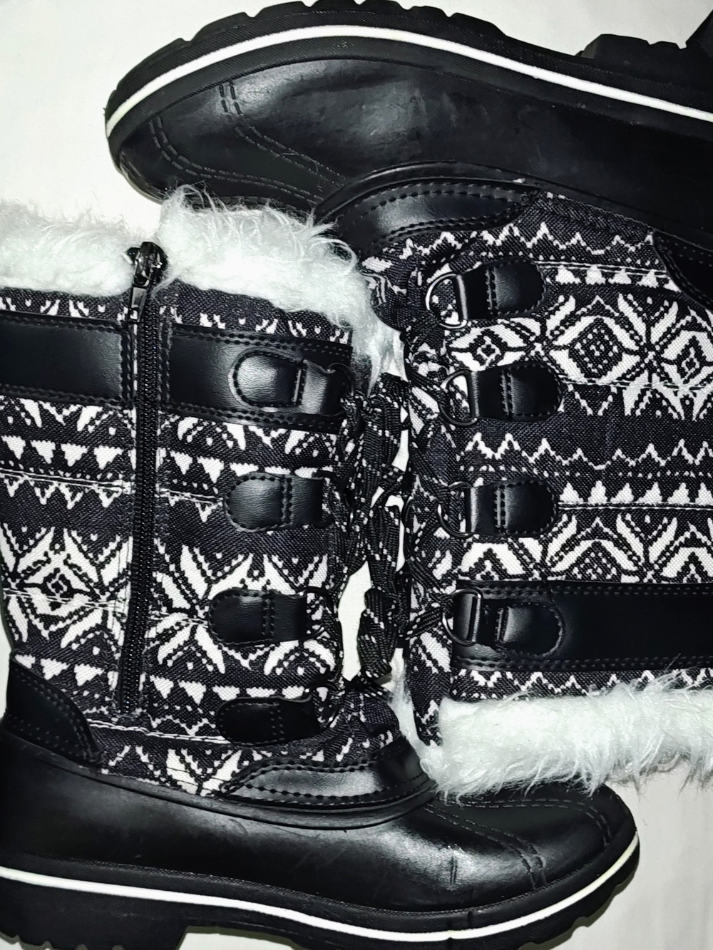 wonder nation Black and White Patterned Kids Snow Boots